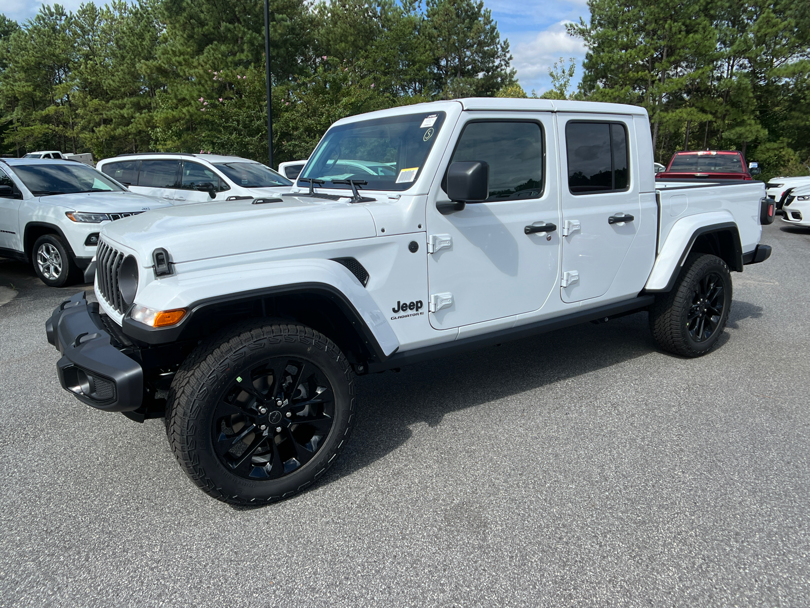 2024 Jeep Gladiator  1