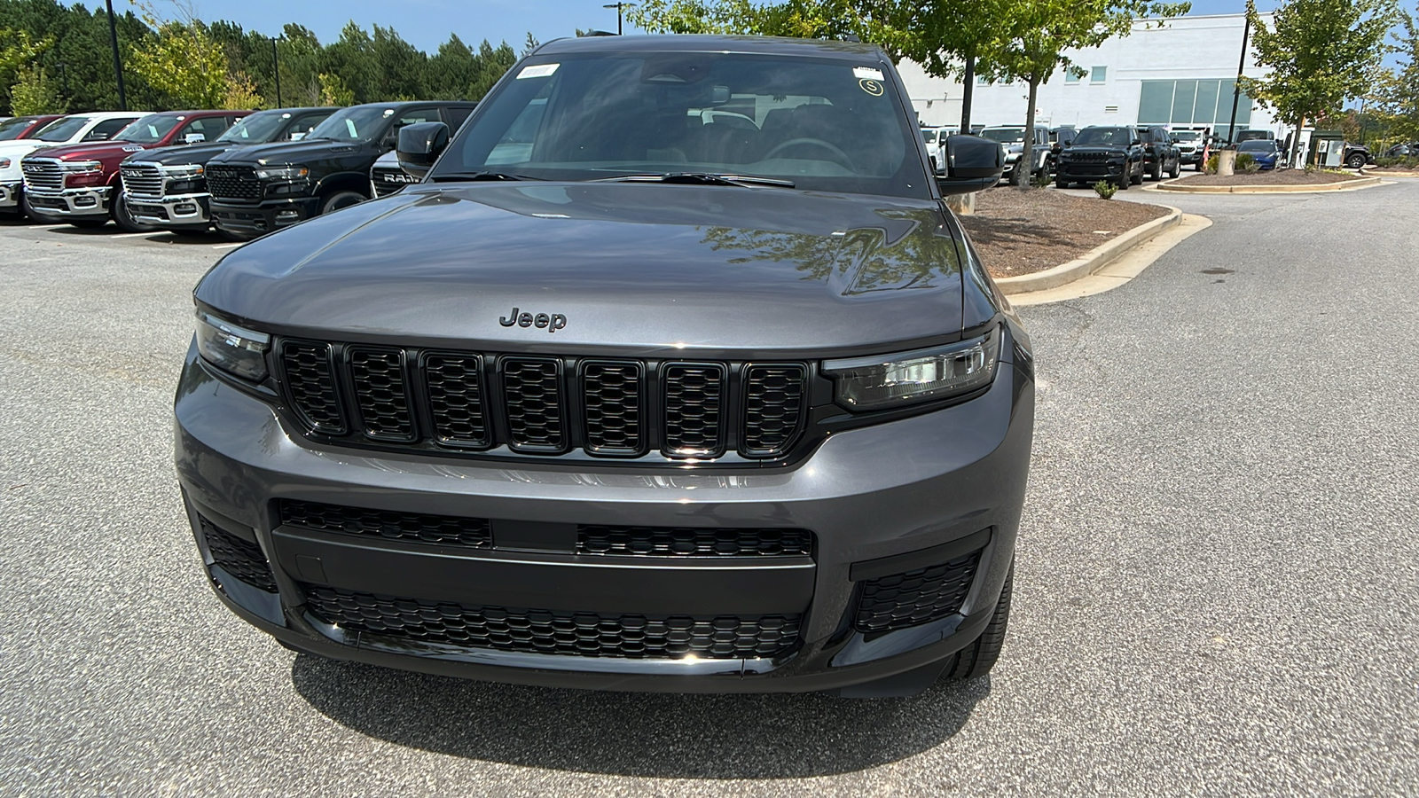 2024 Jeep Grand Cherokee L Altitude X 2