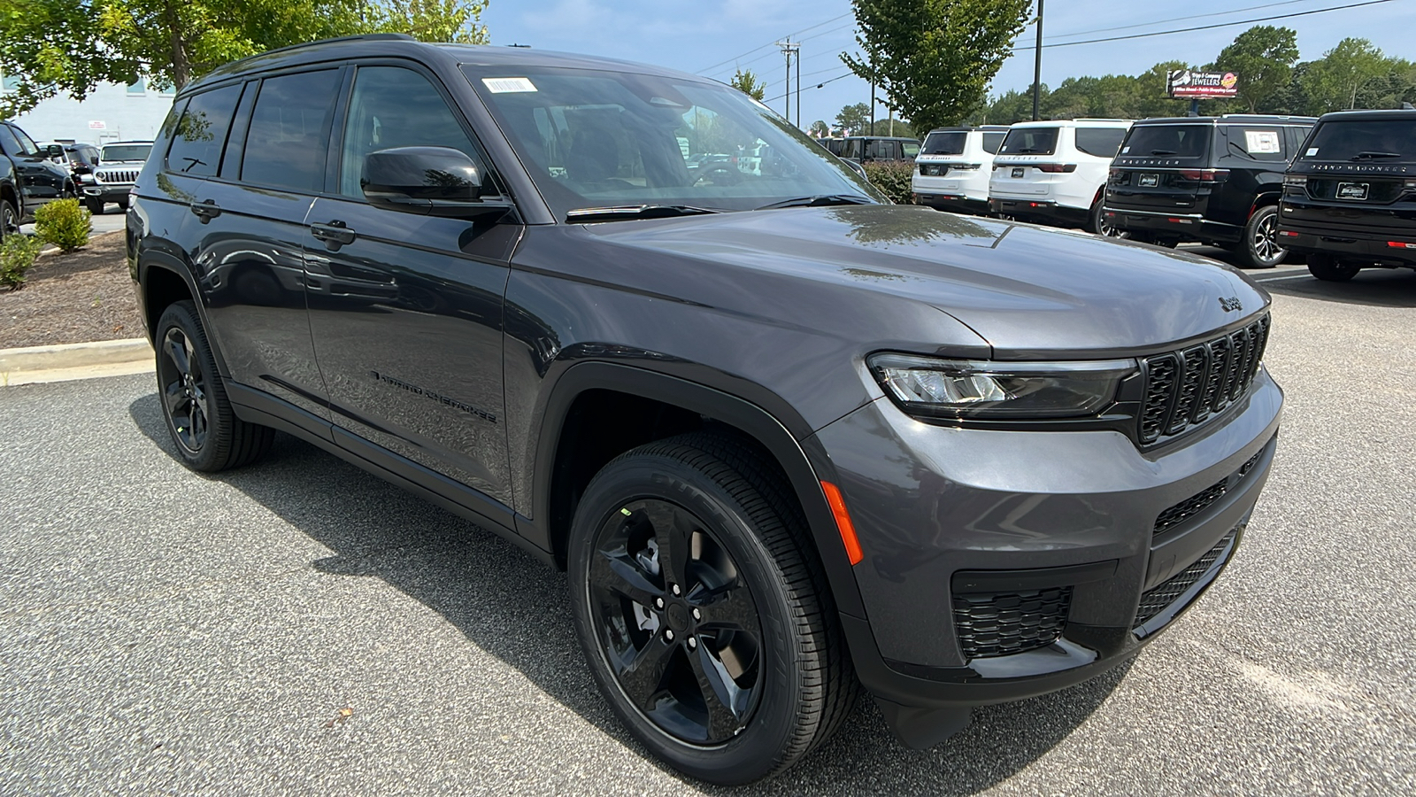 2024 Jeep Grand Cherokee L Altitude X 3