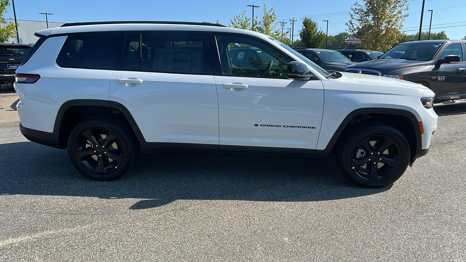 2024 Jeep Grand Cherokee L Altitude X 4