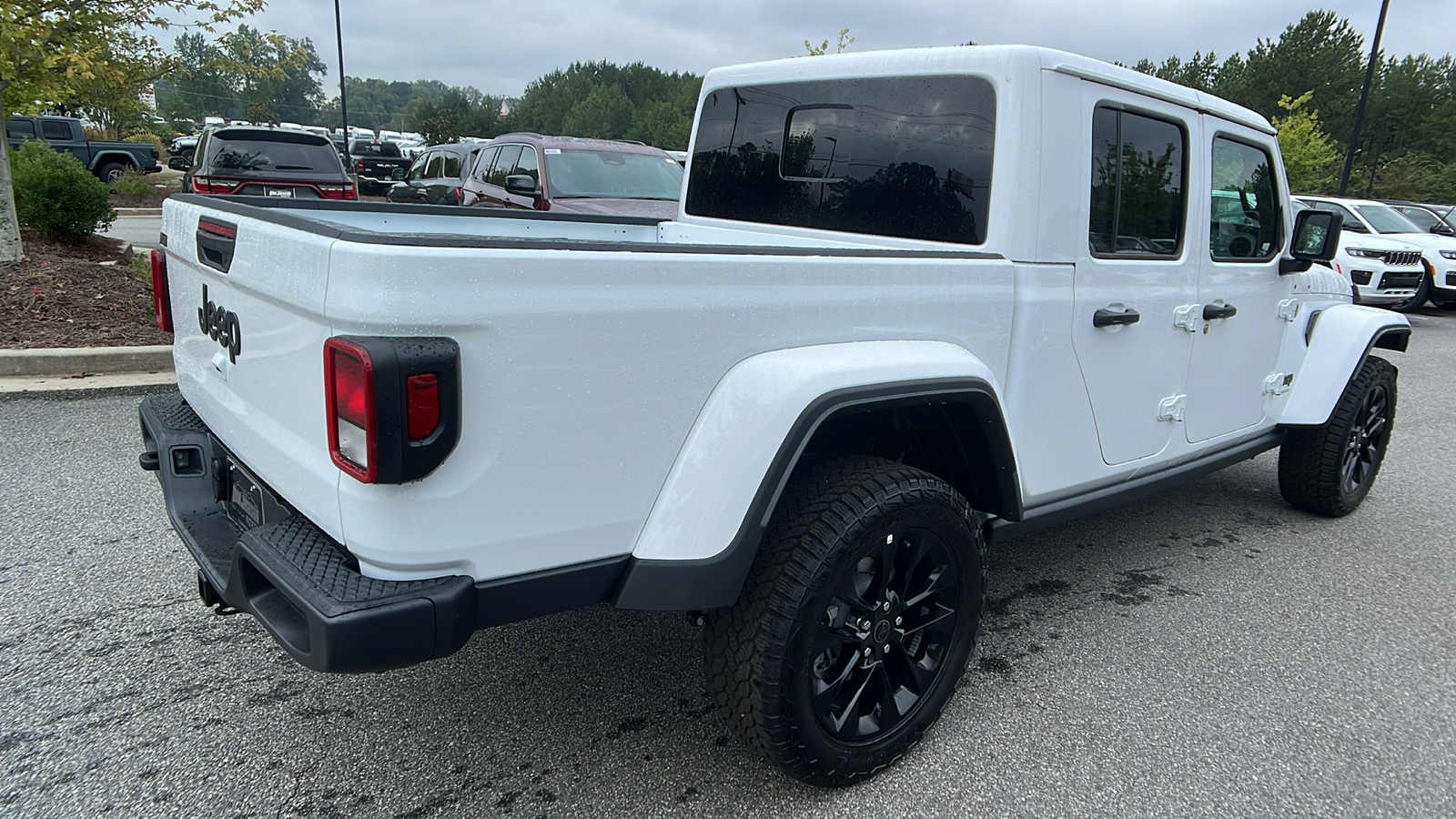 2024 Jeep Gladiator  5