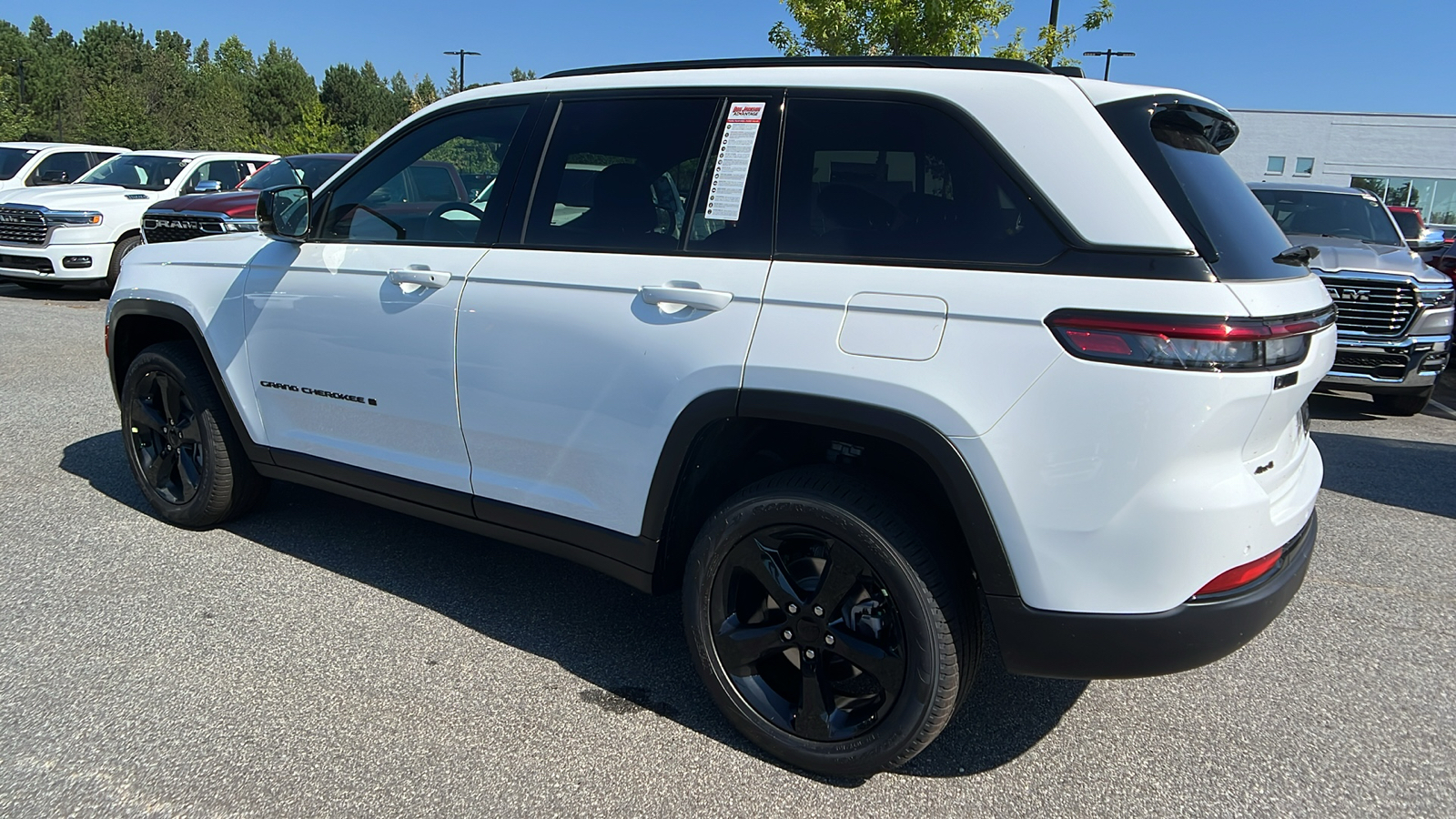 2025 Jeep Grand Cherokee Limited 7