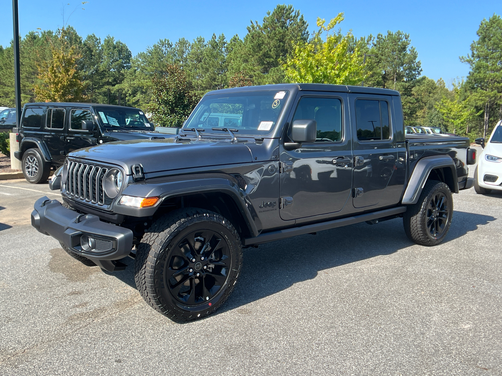 2024 Jeep Gladiator  1