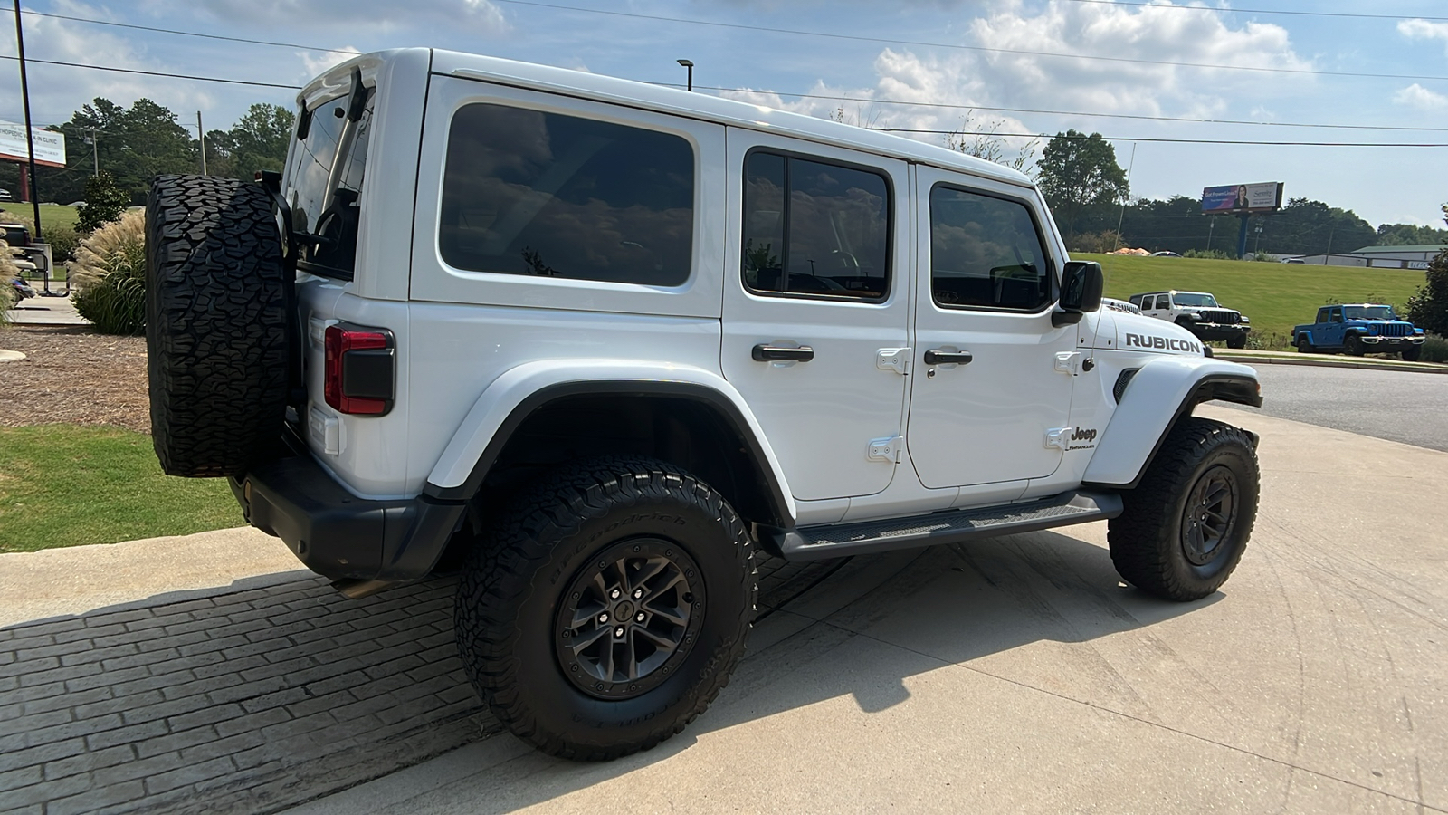 2023 Jeep Wrangler Rubicon 392 5