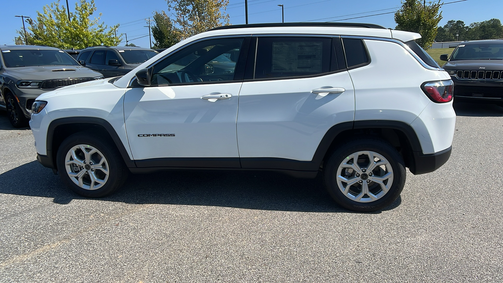 2025 Jeep Compass Latitude 8