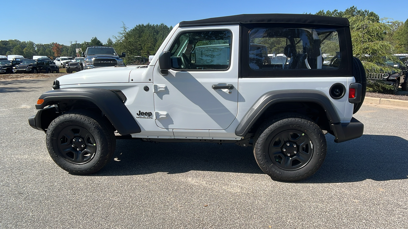 2024 Jeep Wrangler Sport 8