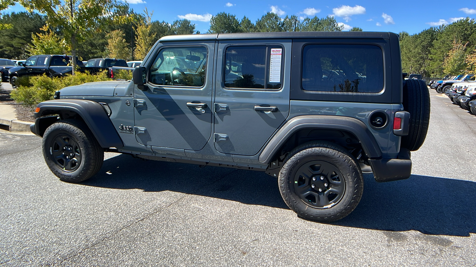 2024 Jeep Wrangler Sport 8