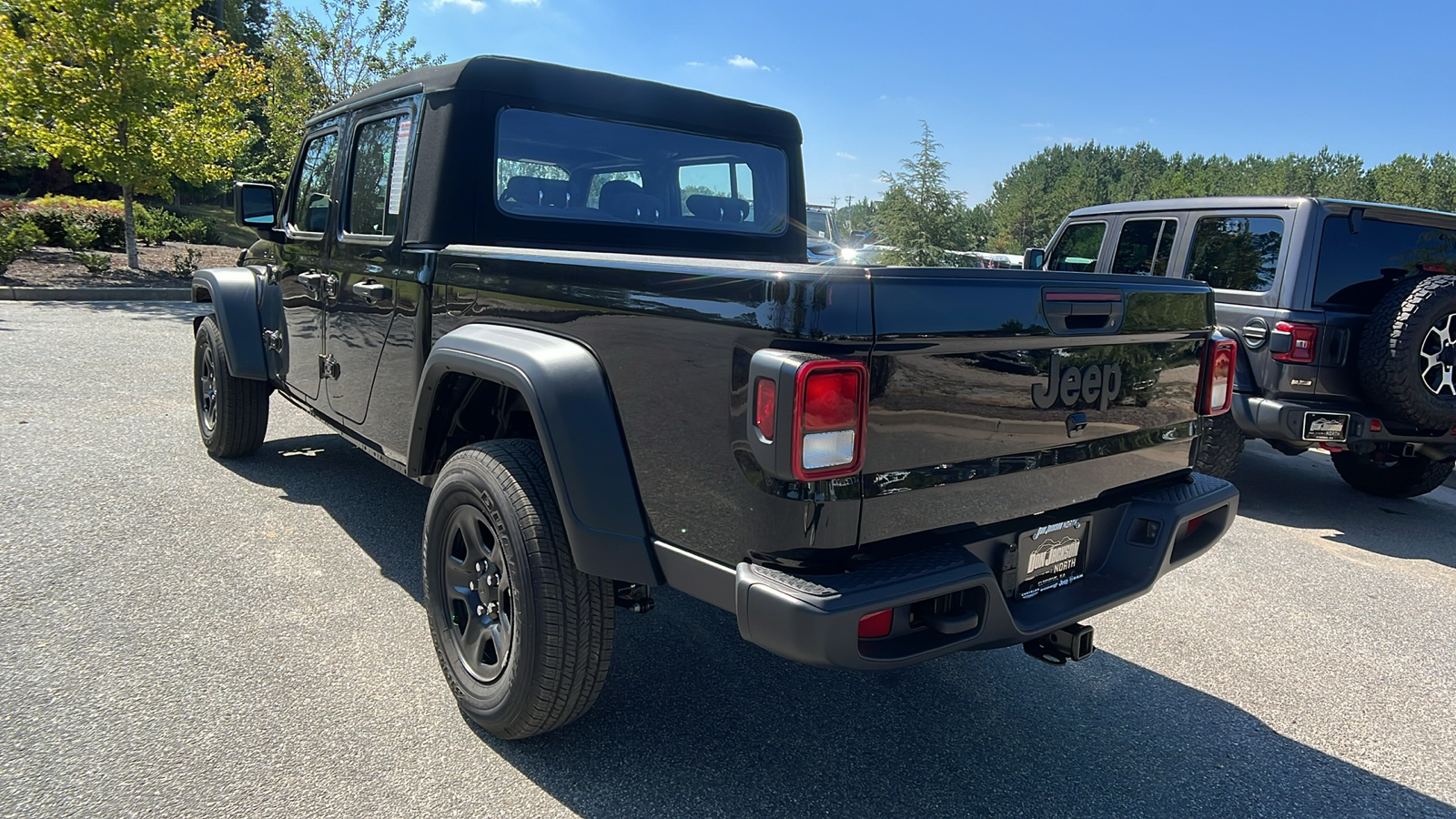 2024 Jeep Gladiator Sport 7