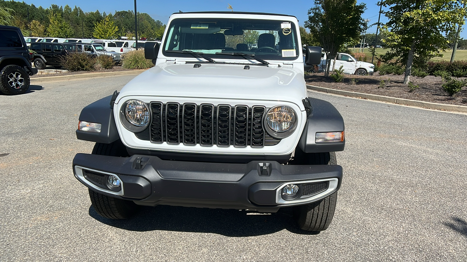 2024 Jeep Gladiator Sport 2