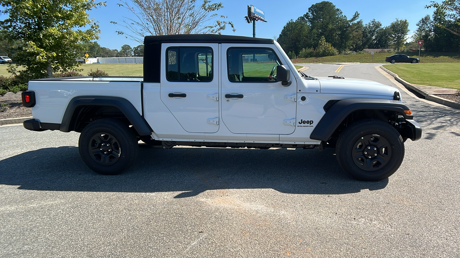 2024 Jeep Gladiator Sport 4