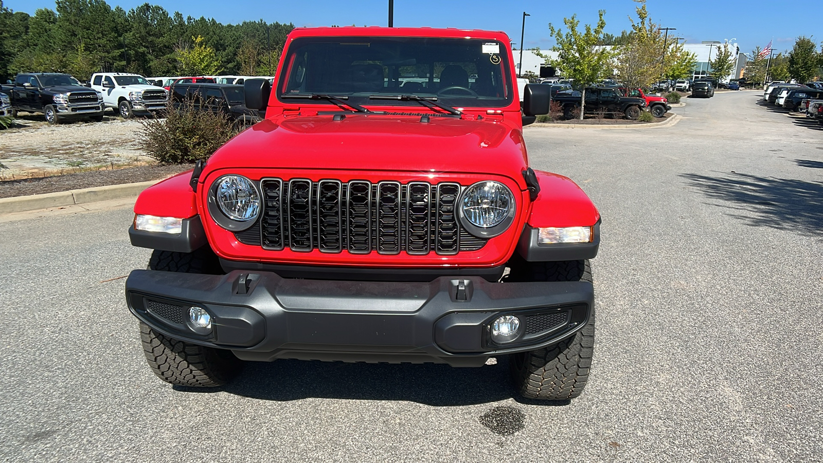 2024 Jeep Gladiator  2