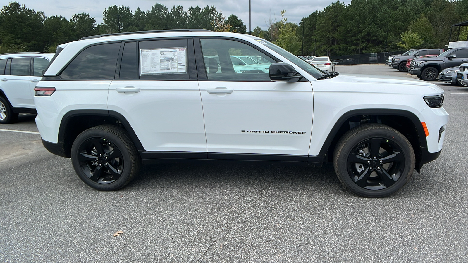 2025 Jeep Grand Cherokee Altitude X 4