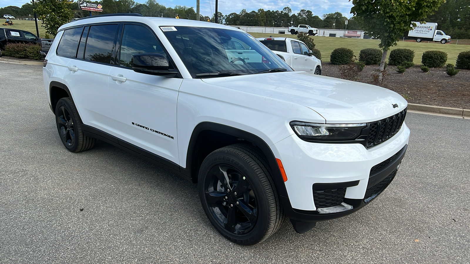 2025 Jeep Grand Cherokee L Altitude X 3