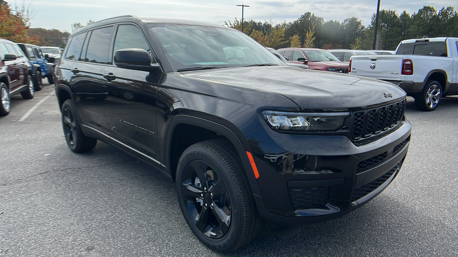 2025 Jeep Grand Cherokee L Altitude X 3