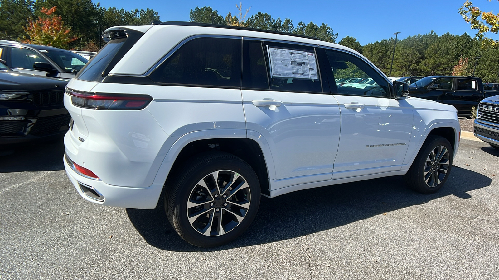 2025 Jeep Grand Cherokee Overland 5