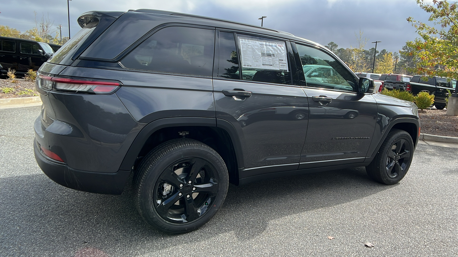 2025 Jeep Grand Cherokee Altitude X 5