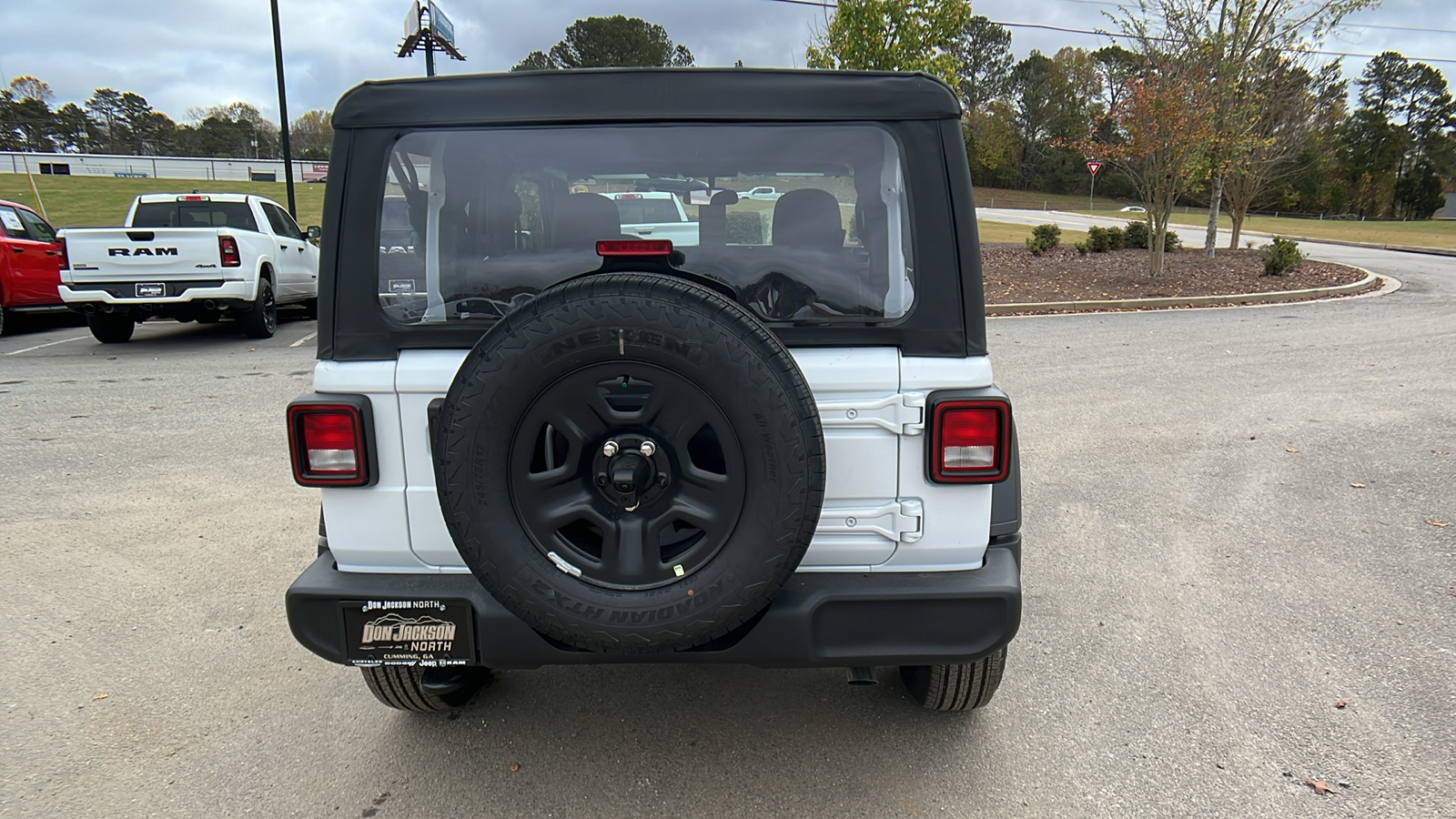 2025 Jeep Wrangler Sport 6