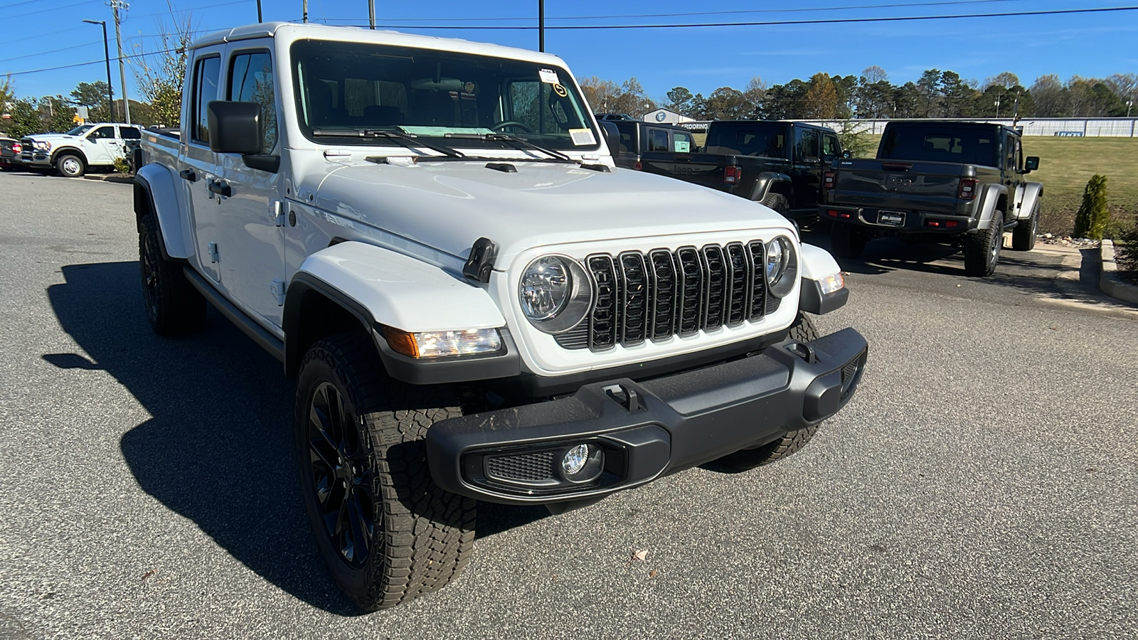 2025 Jeep Gladiator Nighthawk 3