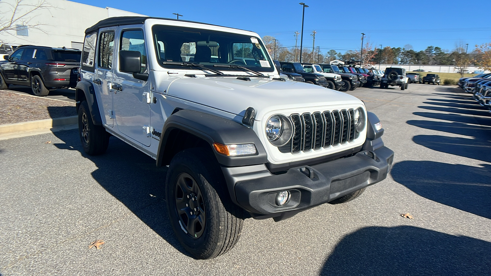 2025 Jeep Wrangler Sport 3