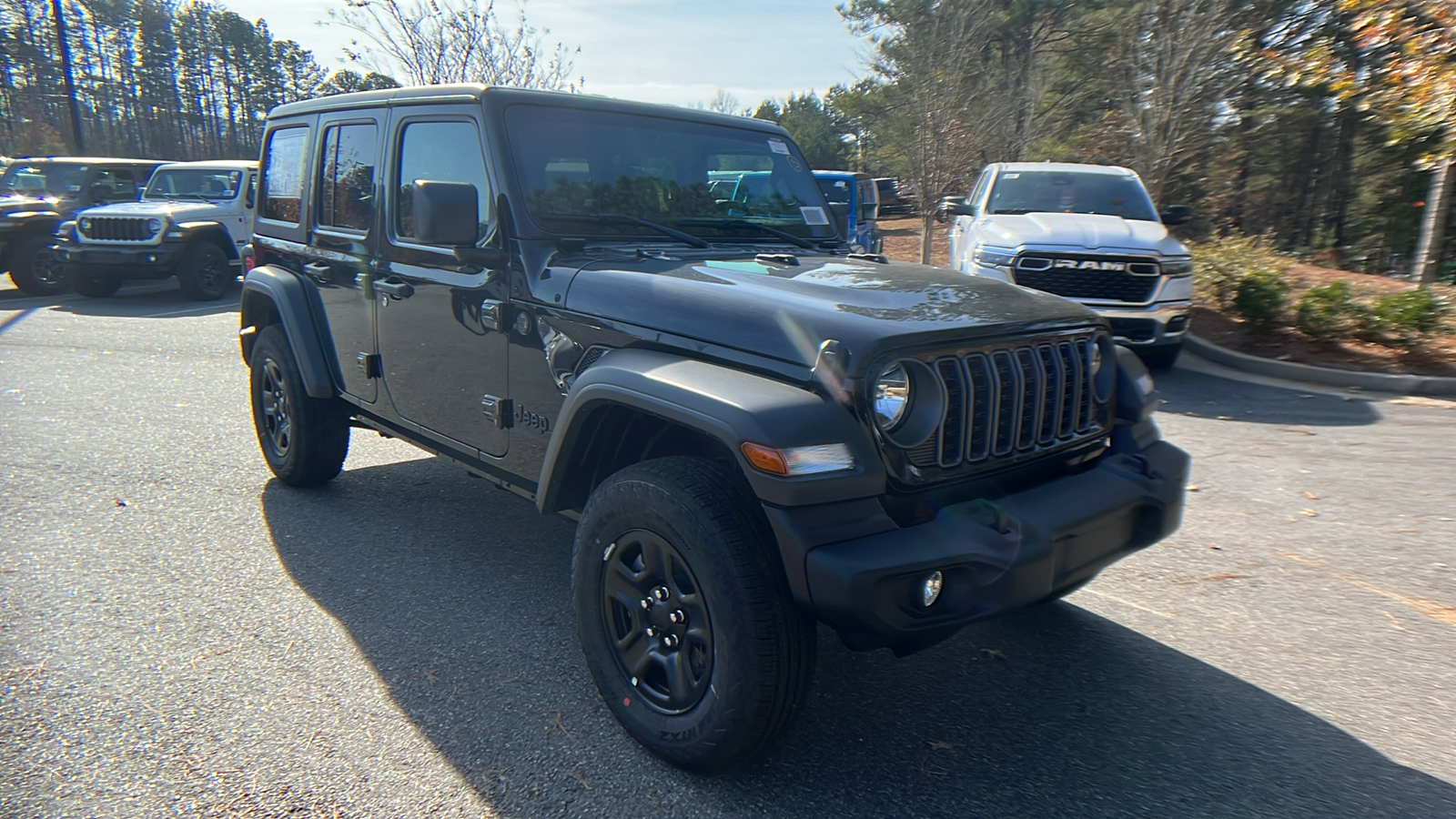 2025 Jeep Wrangler Sport 3