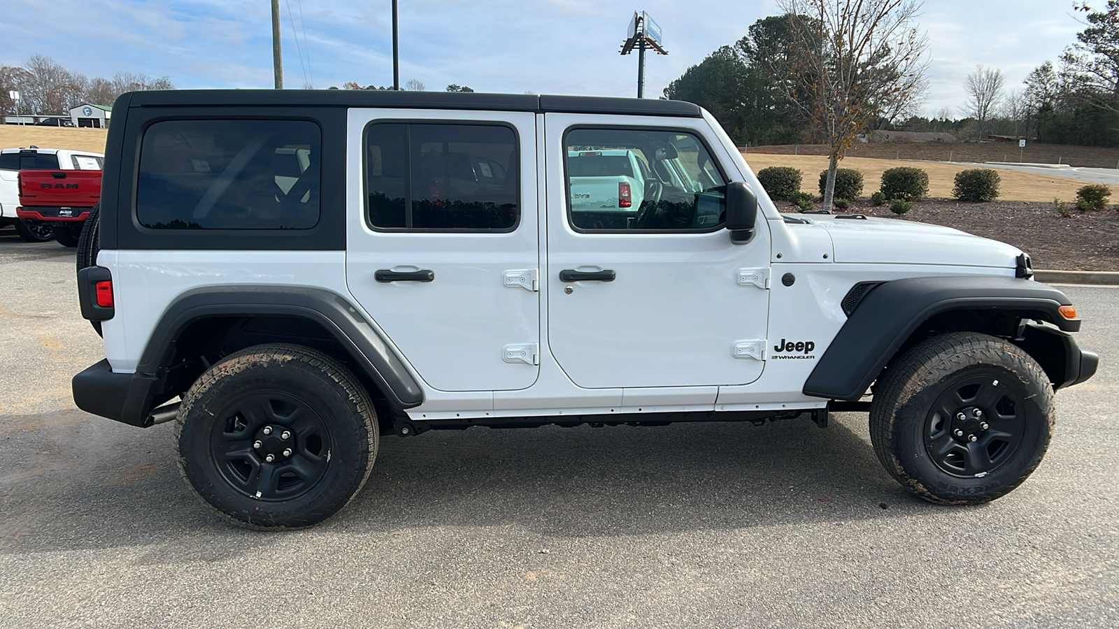 2025 Jeep Wrangler Sport 4