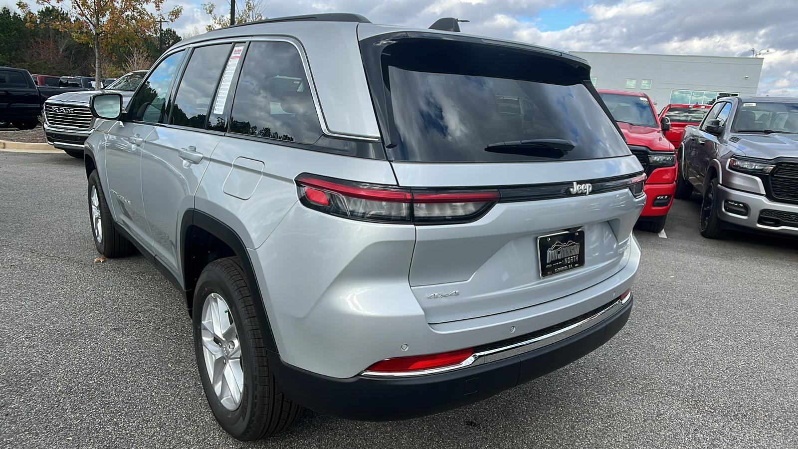 2025 Jeep Grand Cherokee Laredo X 7