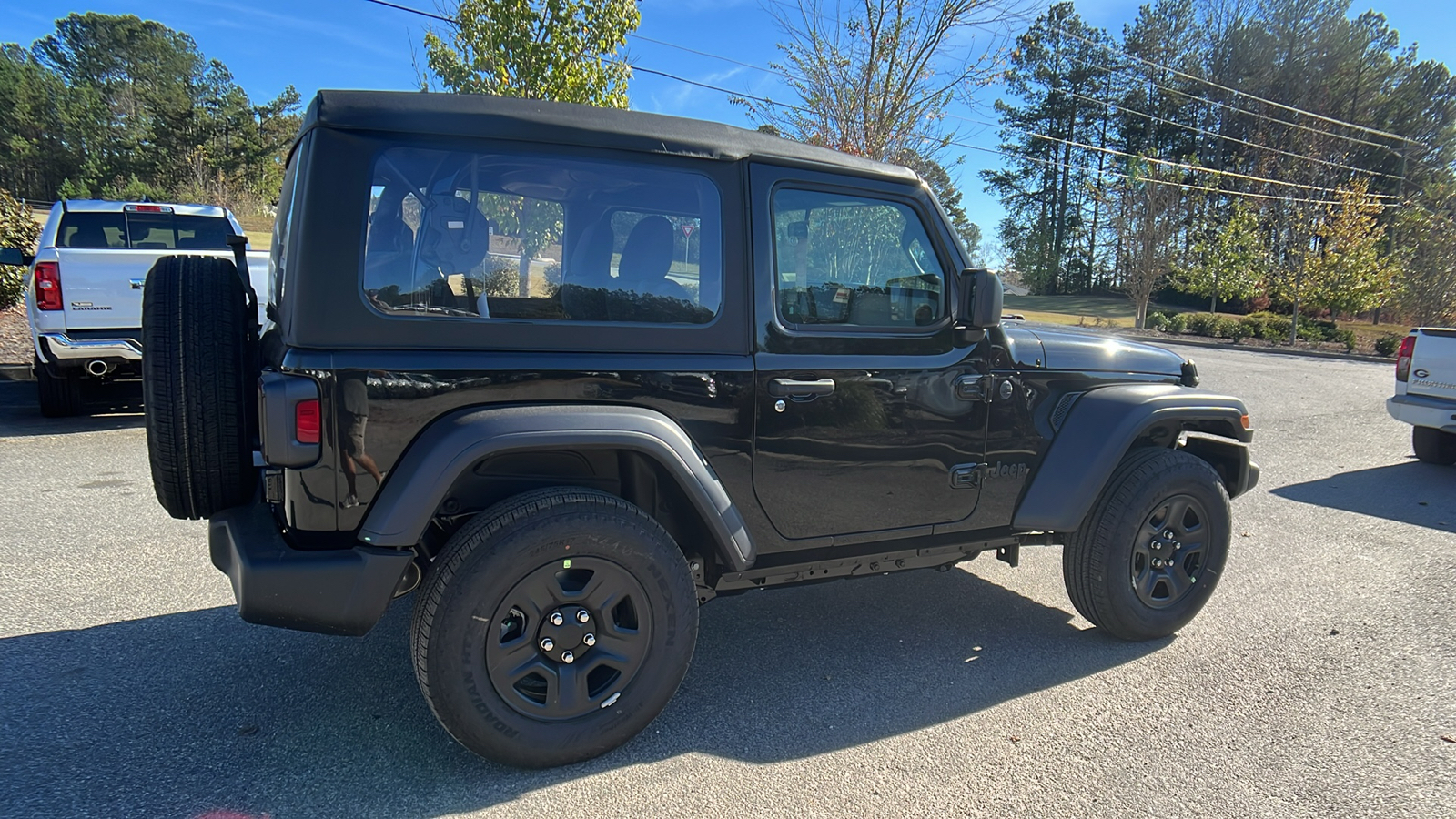 2025 Jeep Wrangler Sport 5