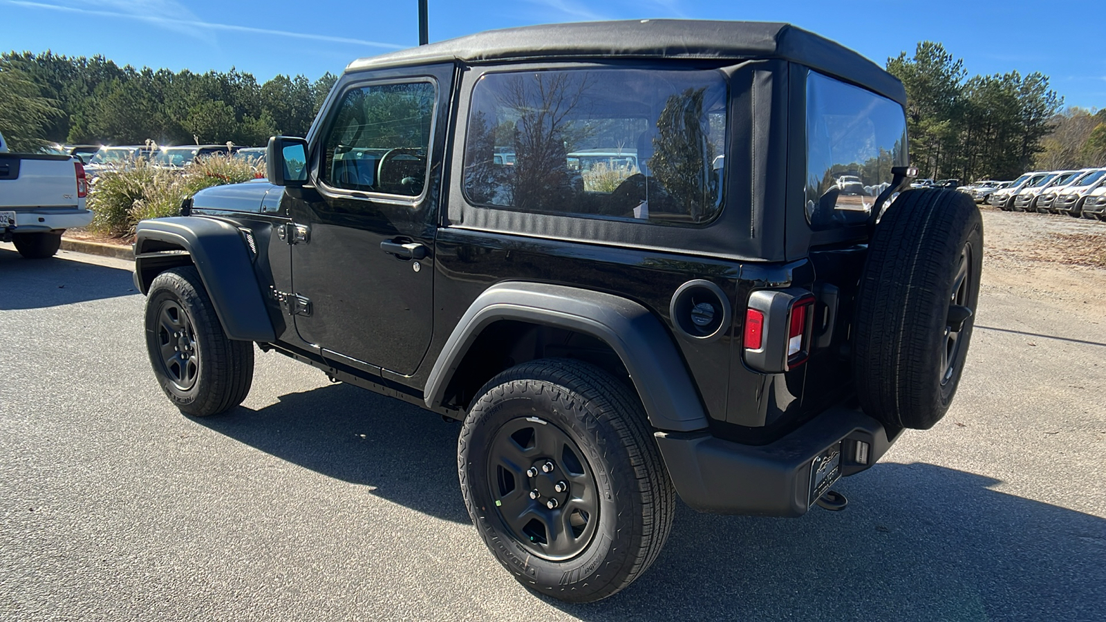 2025 Jeep Wrangler Sport 7