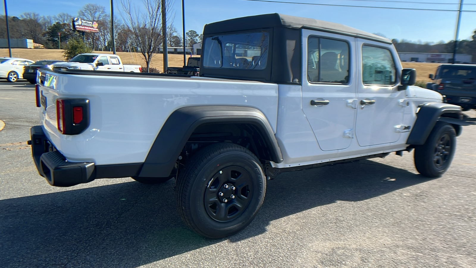 2025 Jeep Gladiator Sport 5