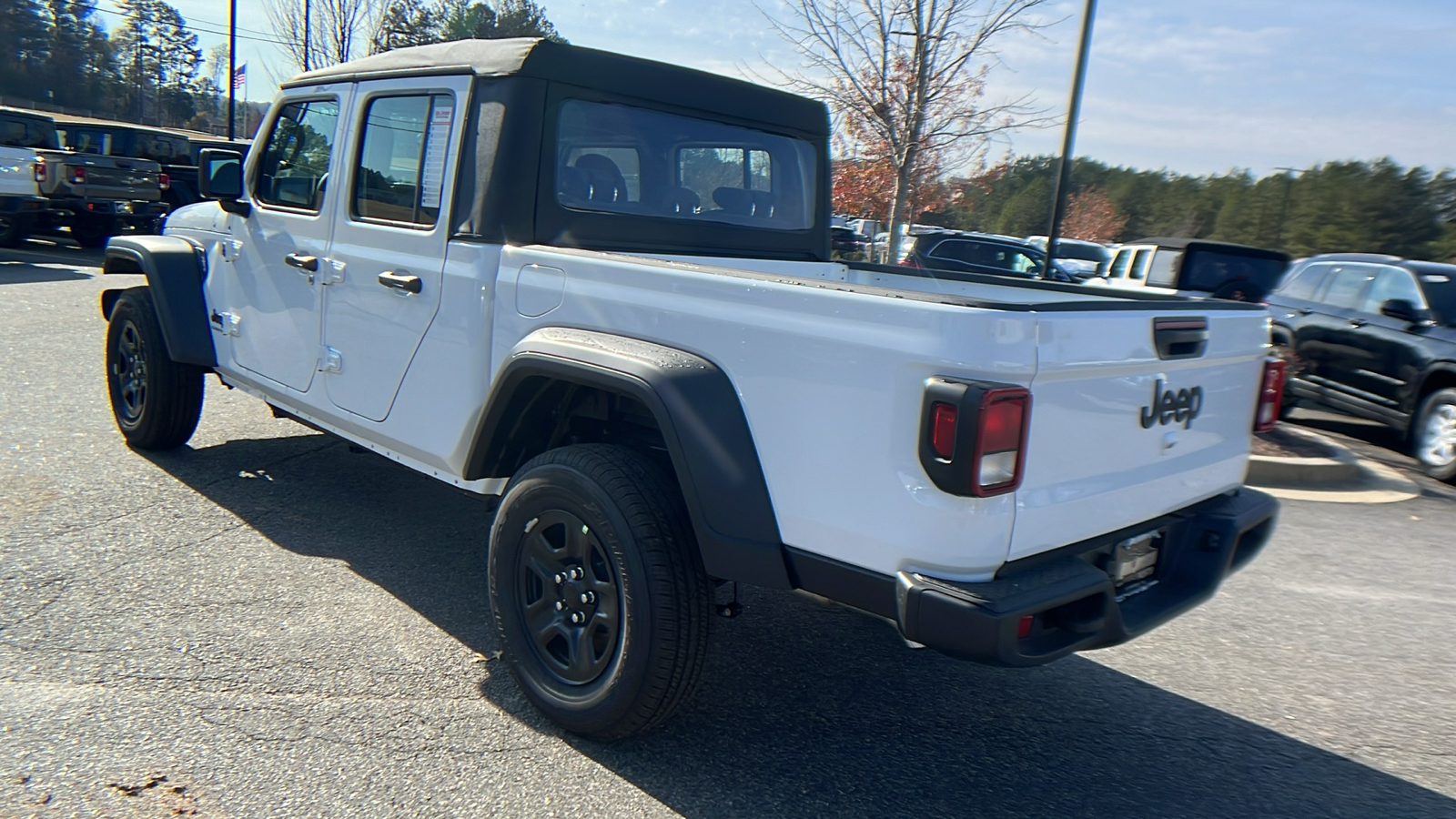 2025 Jeep Gladiator Sport 7