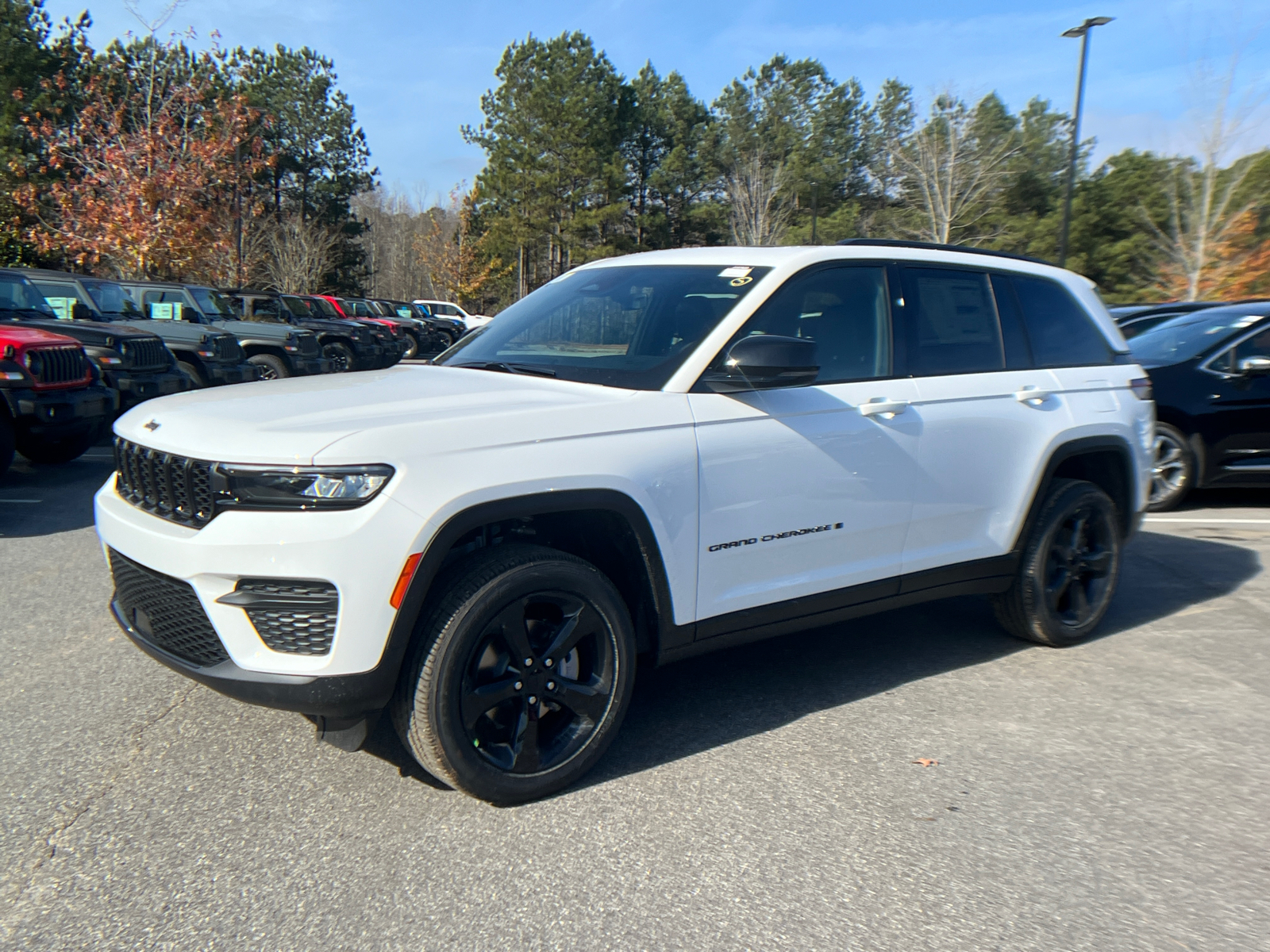 2025 Jeep Grand Cherokee Altitude X 1