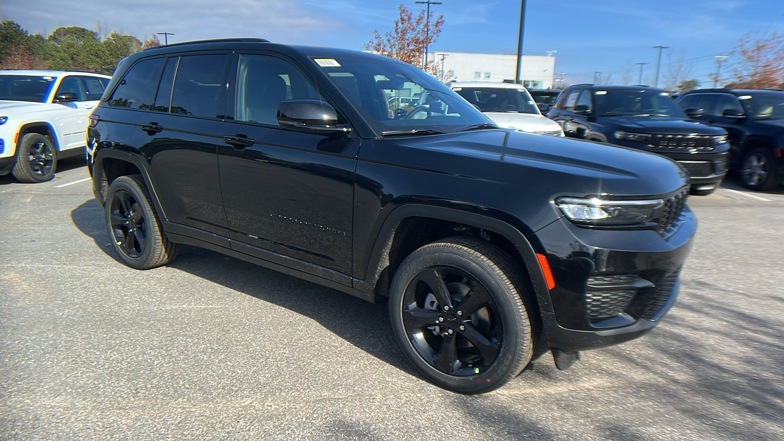 2025 Jeep Grand Cherokee Altitude X 3