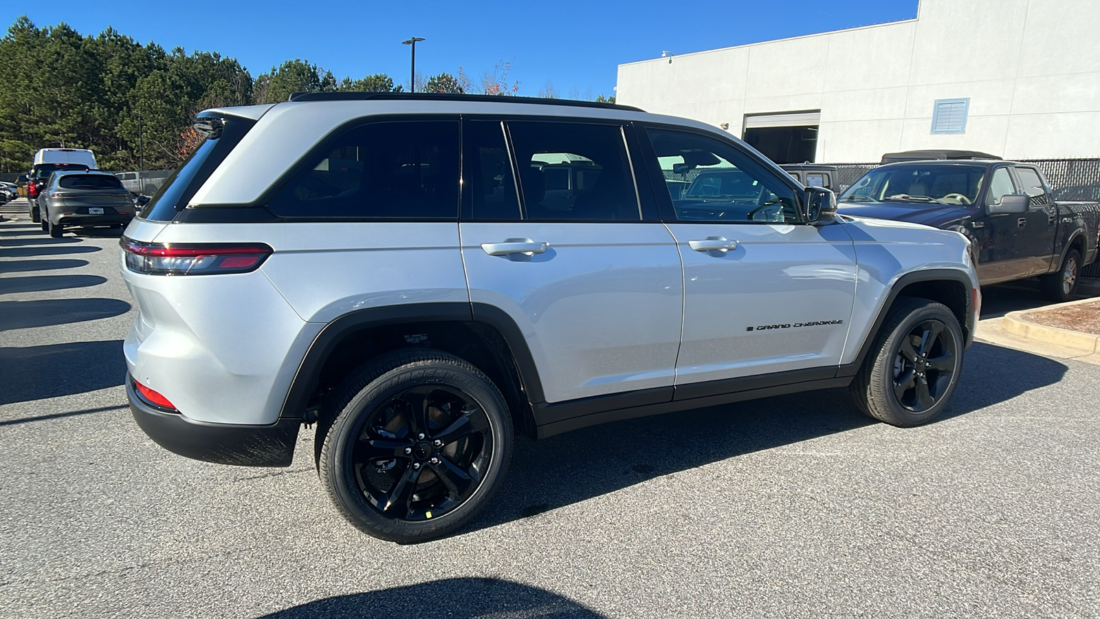 2025 Jeep Grand Cherokee Altitude X 5