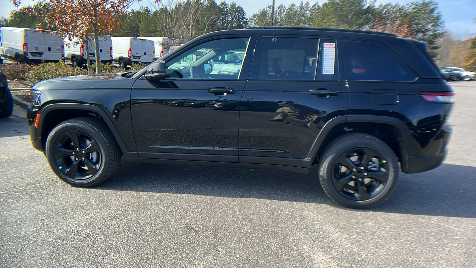 2025 Jeep Grand Cherokee Altitude X 8