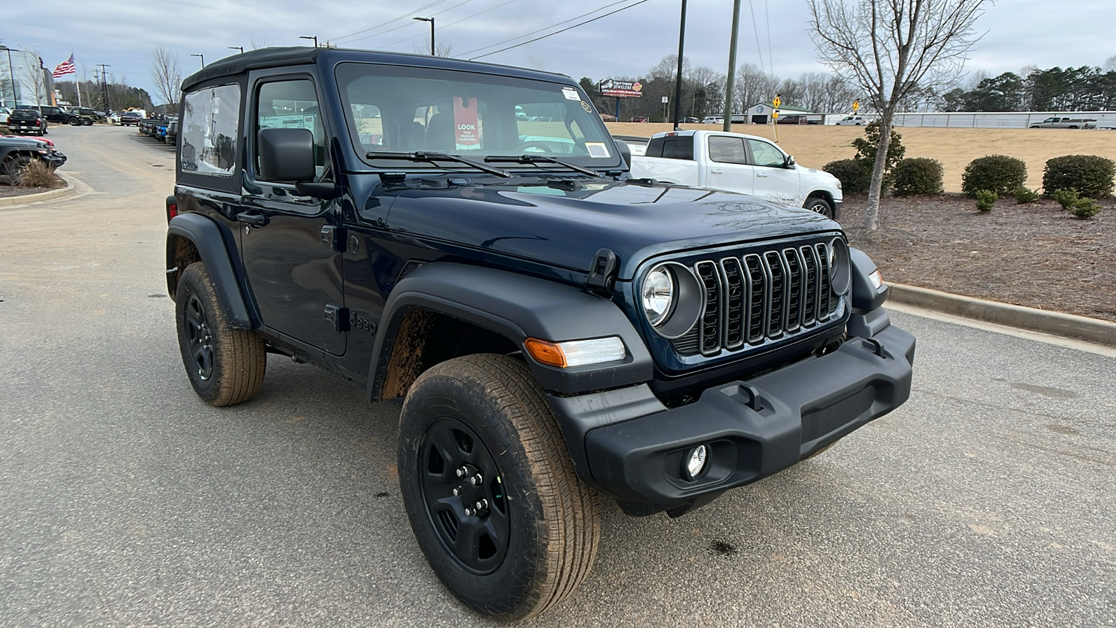 2025 Jeep Wrangler Sport 3