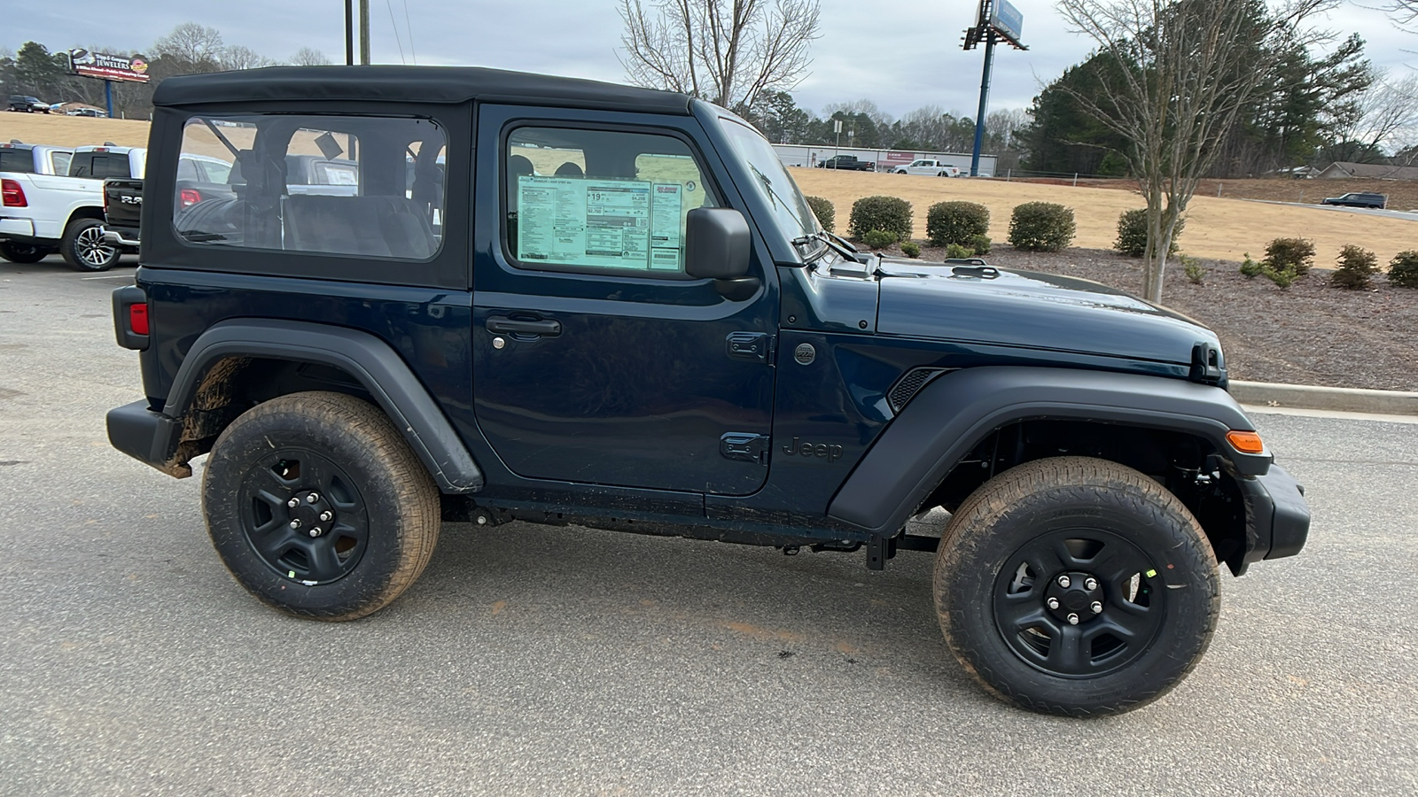 2025 Jeep Wrangler Sport 4