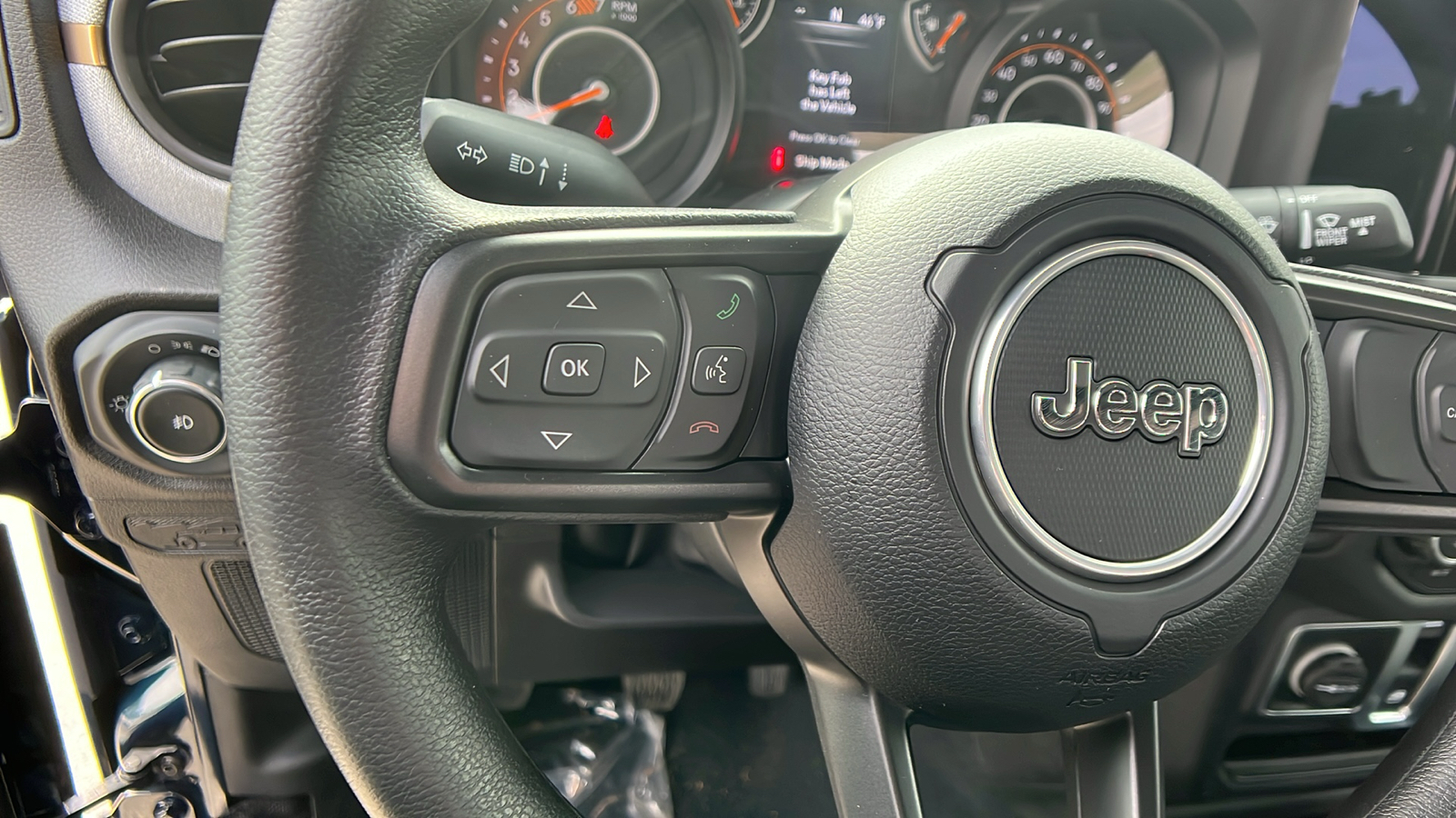 2025 Jeep Wrangler Sport 16