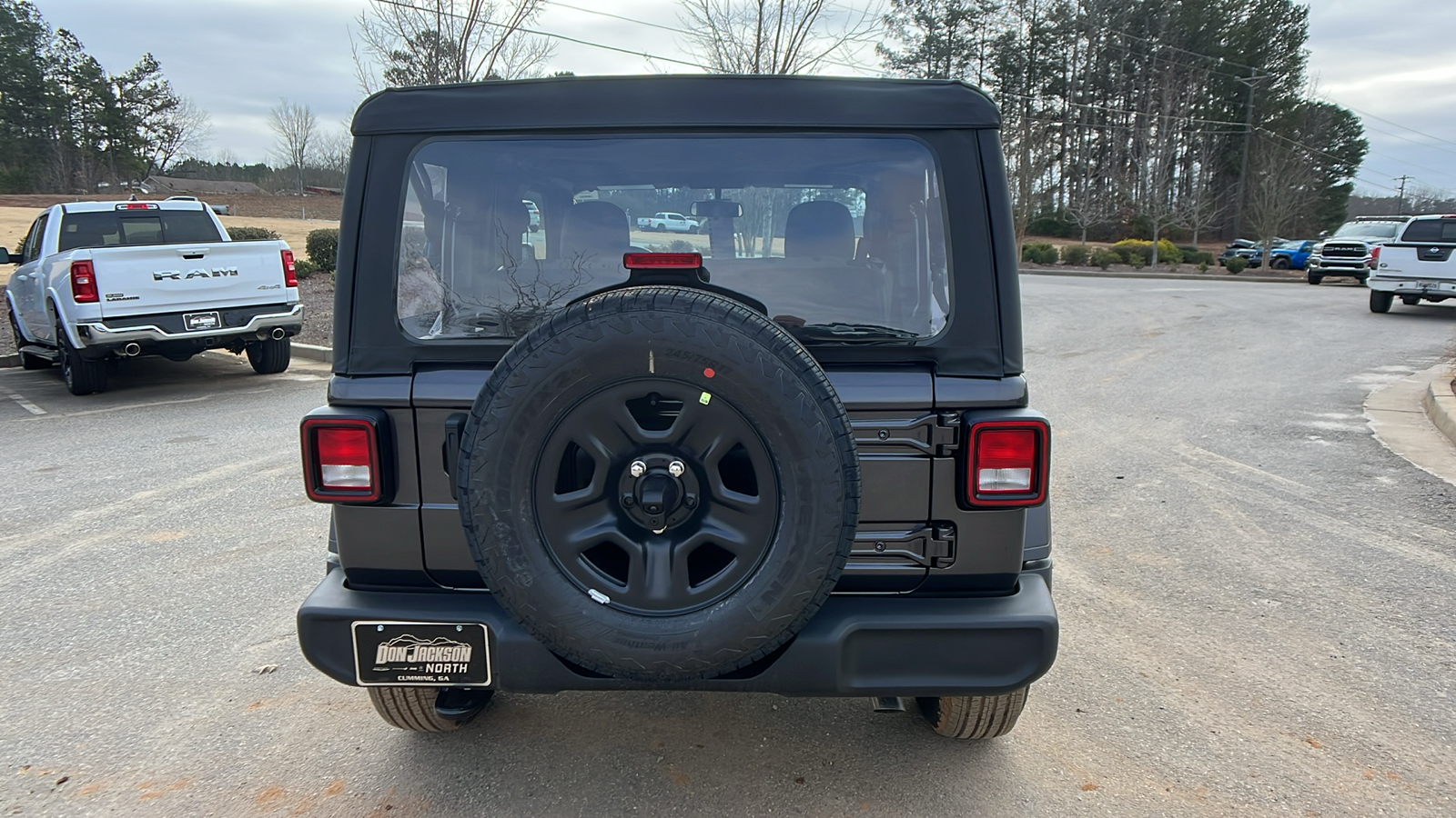 2025 Jeep Wrangler Sport 6