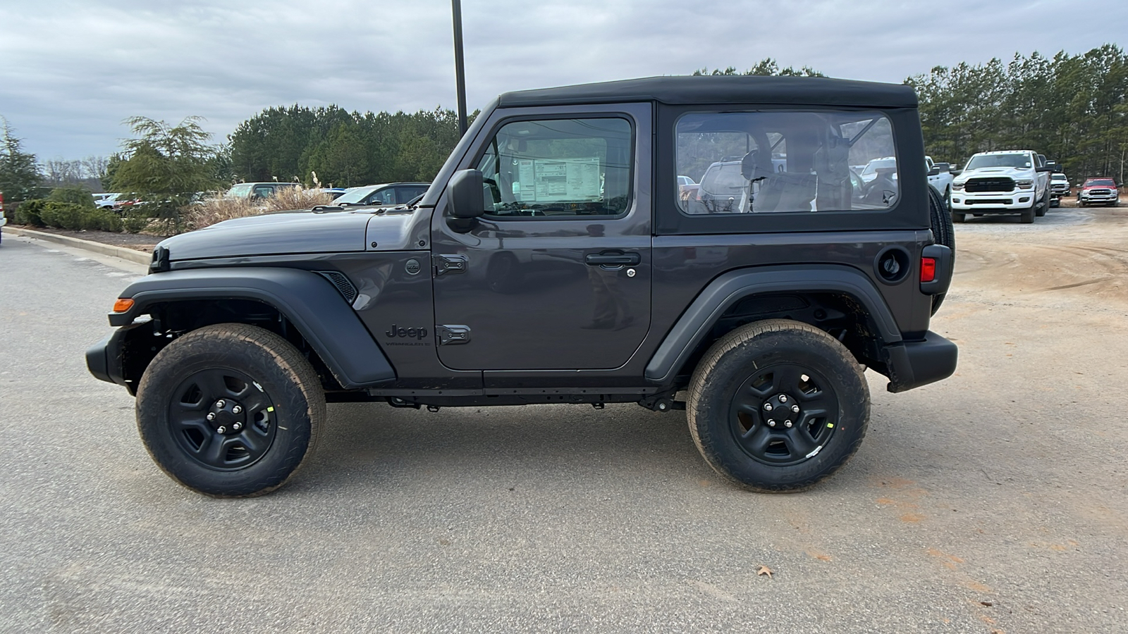 2025 Jeep Wrangler Sport 8