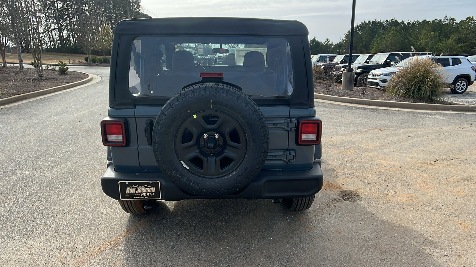 2025 Jeep Wrangler Sport 6