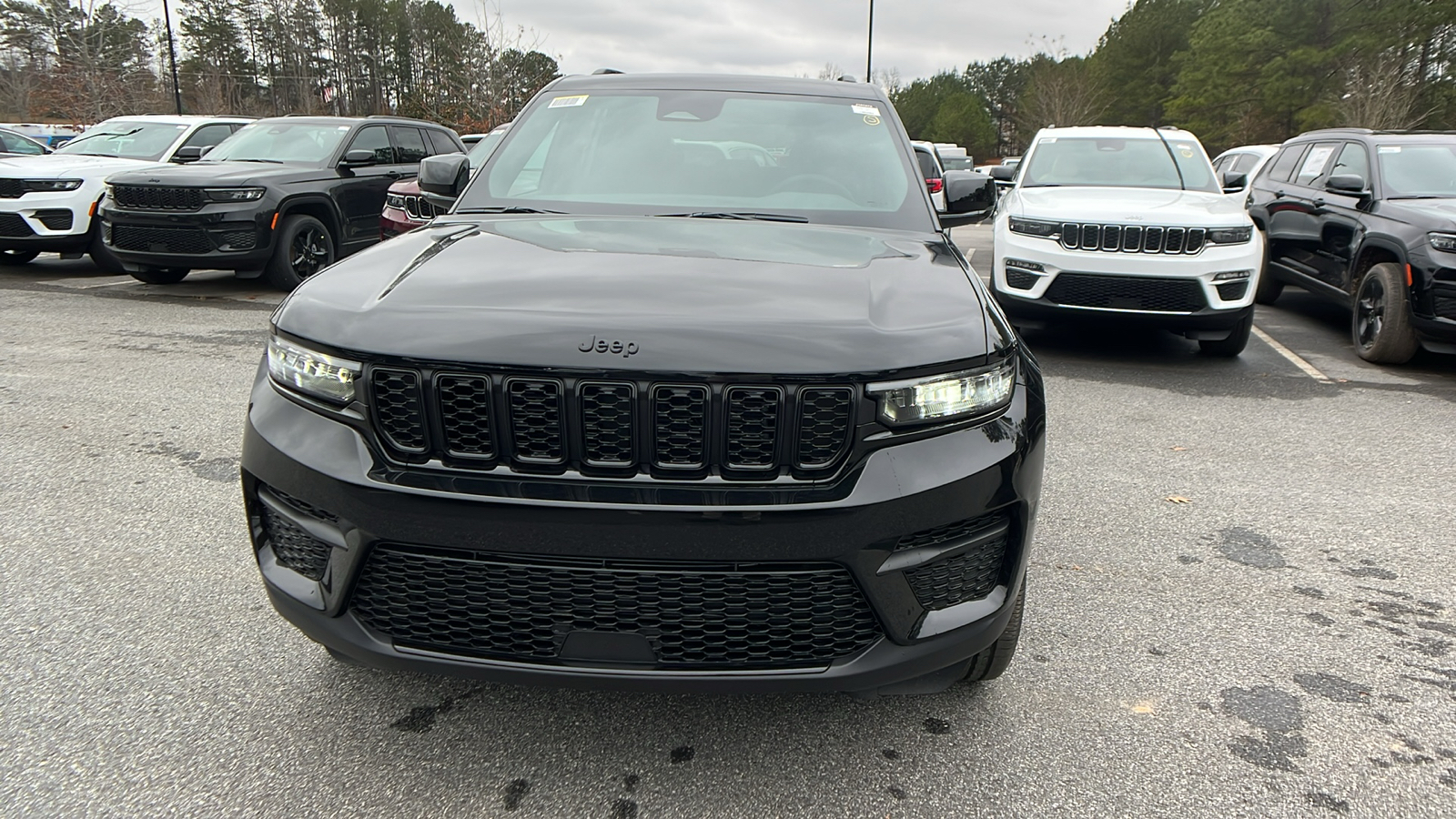 2025 Jeep Grand Cherokee Altitude X 2