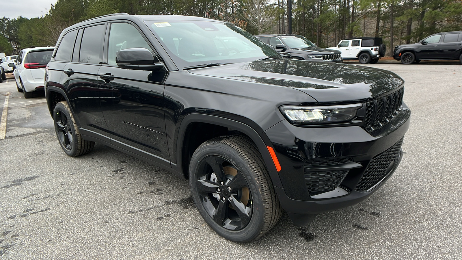 2025 Jeep Grand Cherokee Altitude X 3