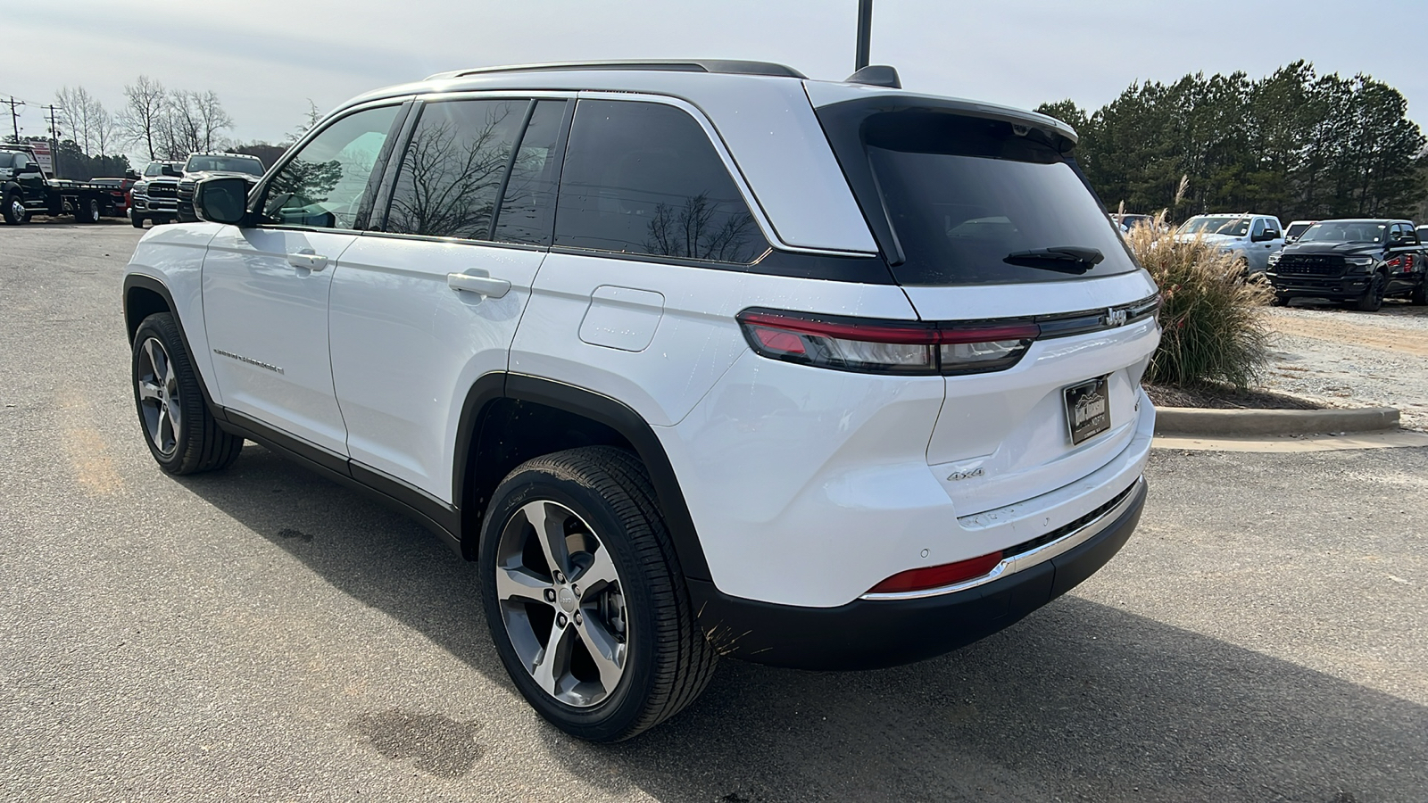 2025 Jeep Grand Cherokee Limited 7