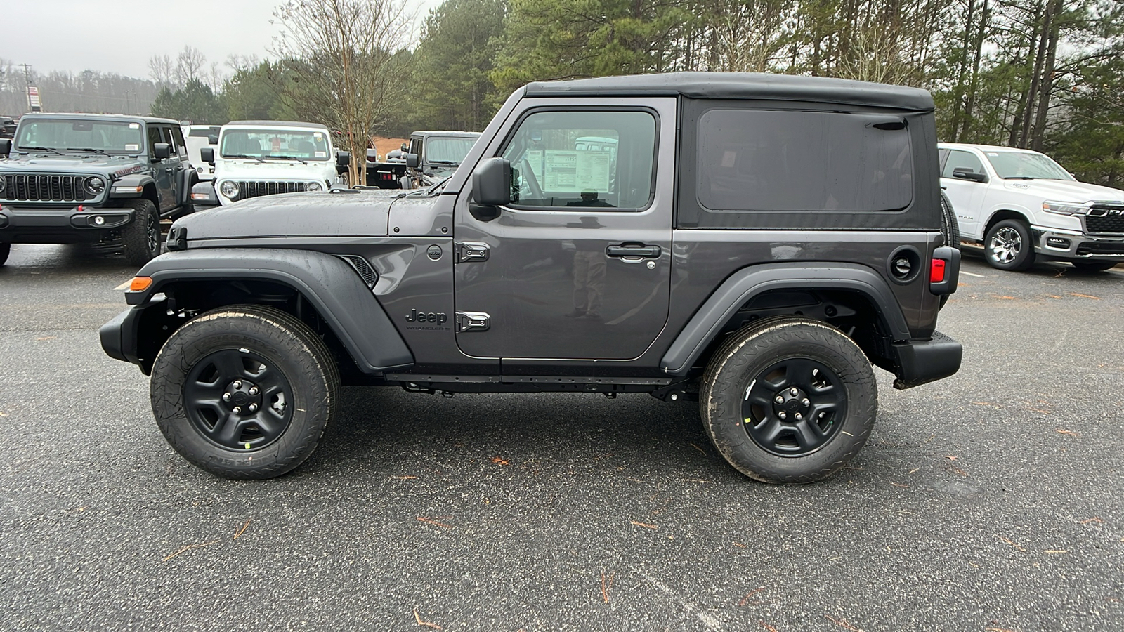 2025 Jeep Wrangler Sport 8