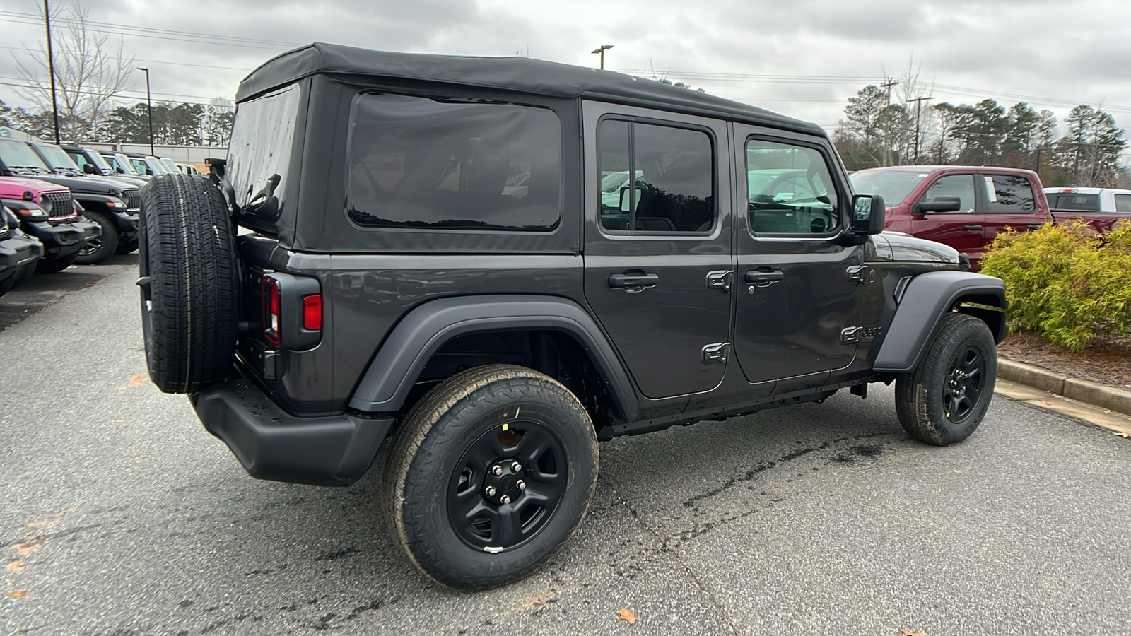 2025 Jeep Wrangler Sport 5