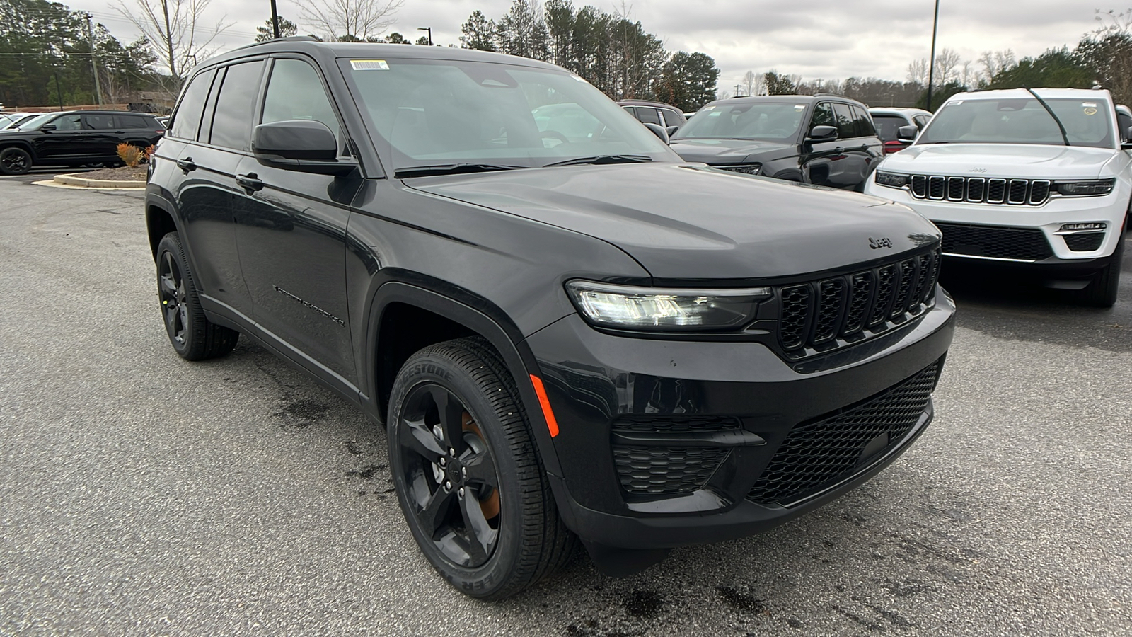 2025 Jeep Grand Cherokee Altitude X 3