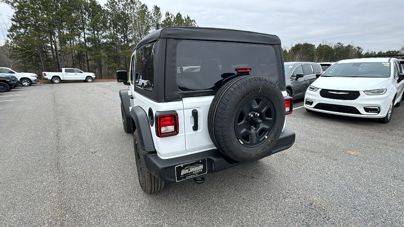 2025 Jeep Wrangler Sport 7