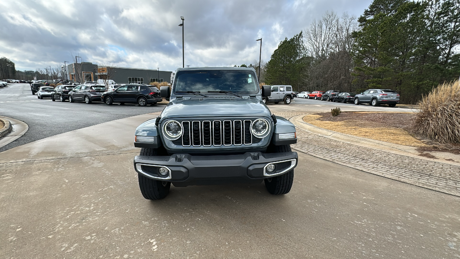 2024 Jeep Wrangler Sahara 2