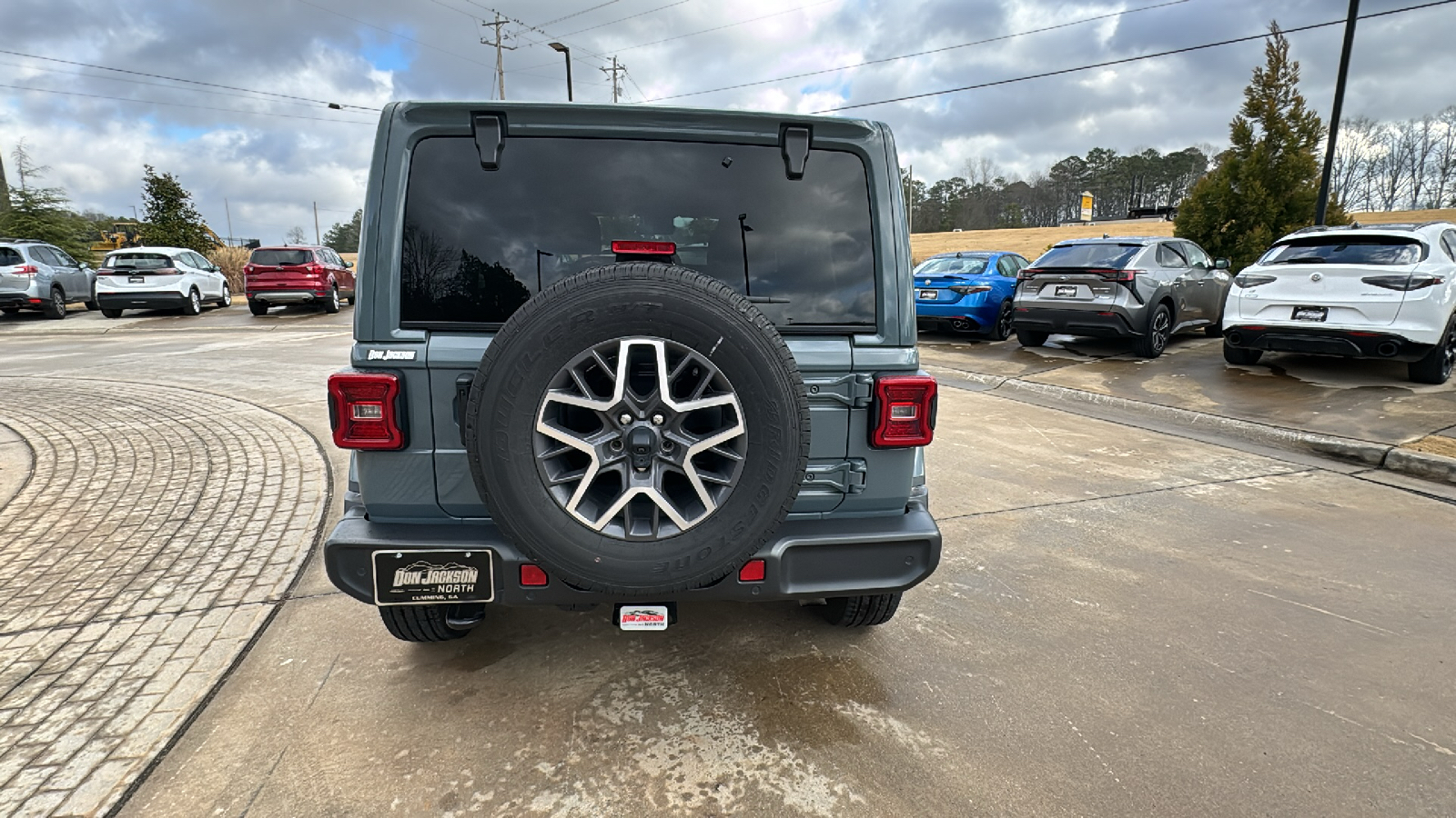 2024 Jeep Wrangler Sahara 6