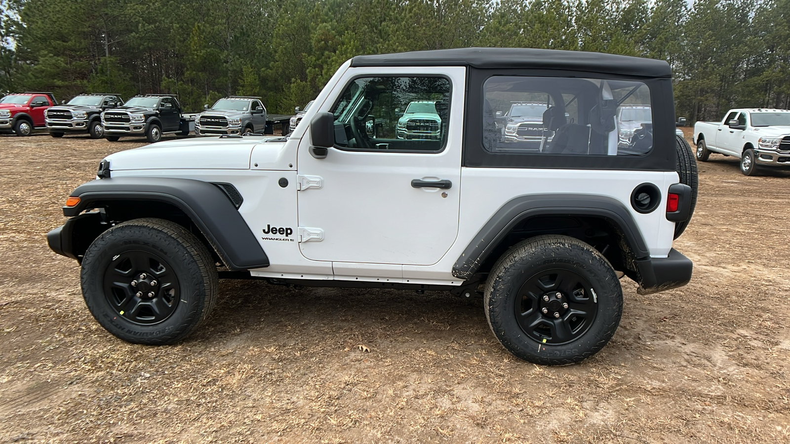 2025 Jeep Wrangler Sport 8